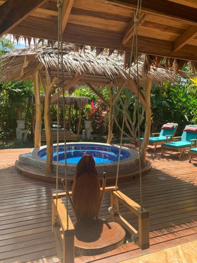 Casa Mambo Bed & Breakfast Кахуита Екстериор снимка